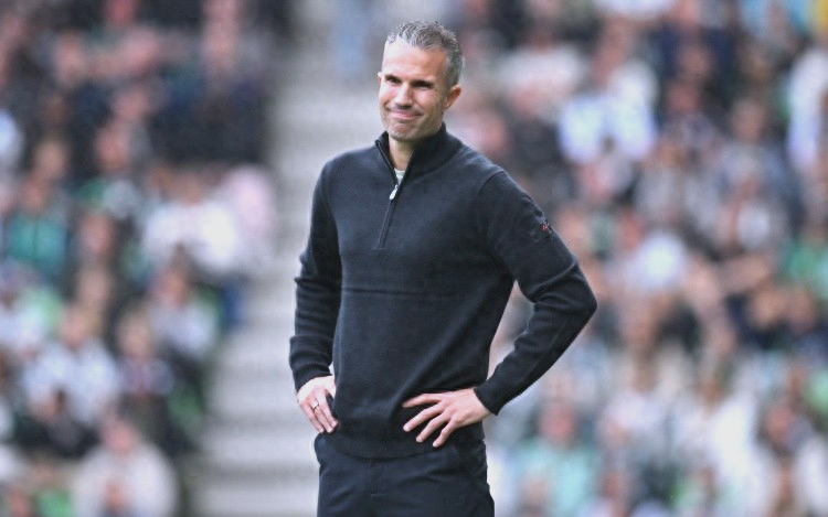 中欧体育中国站-关于今晨突围战来临，费耶诺德围绕英超刷新队史纪录，管理层满意，资深球员宣示担当的信息