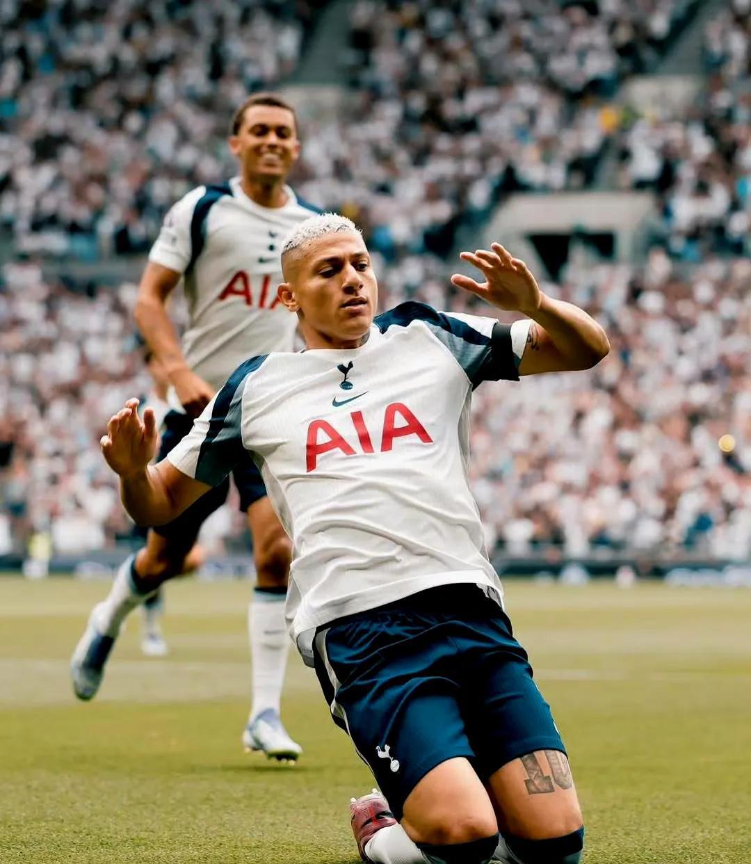 德国杯倒计时;曼城关键时刻扳平良机;细节引发关注;质疑声仍在;临场指挥获称赞的简单介绍 德国杯倒计时;曼城关键时刻扳平良机;细节引发关注;质疑声仍在;临场指挥获称赞的简单介绍